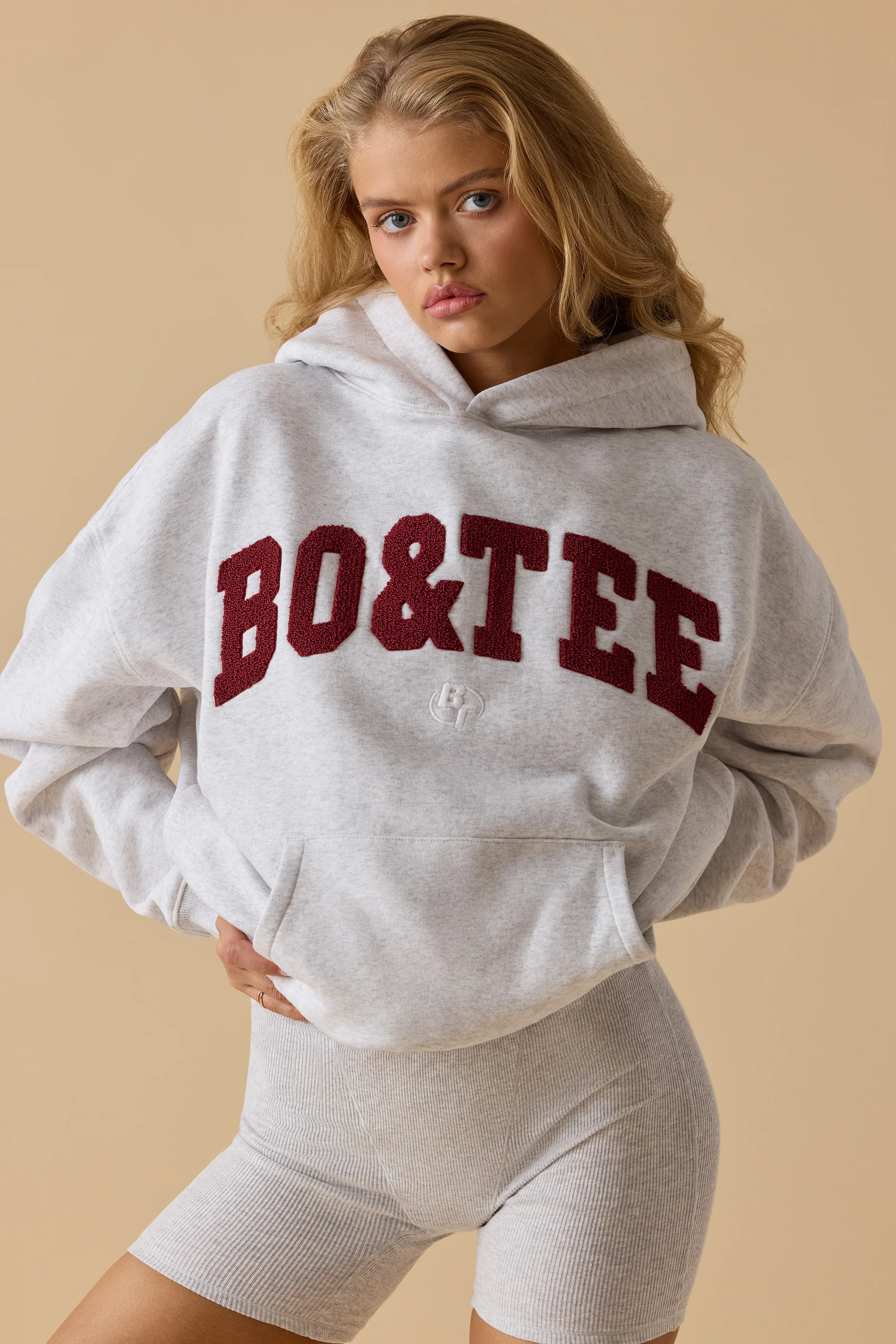 Oversized Hooded Sweatshirt in Heather Grey - Image 5