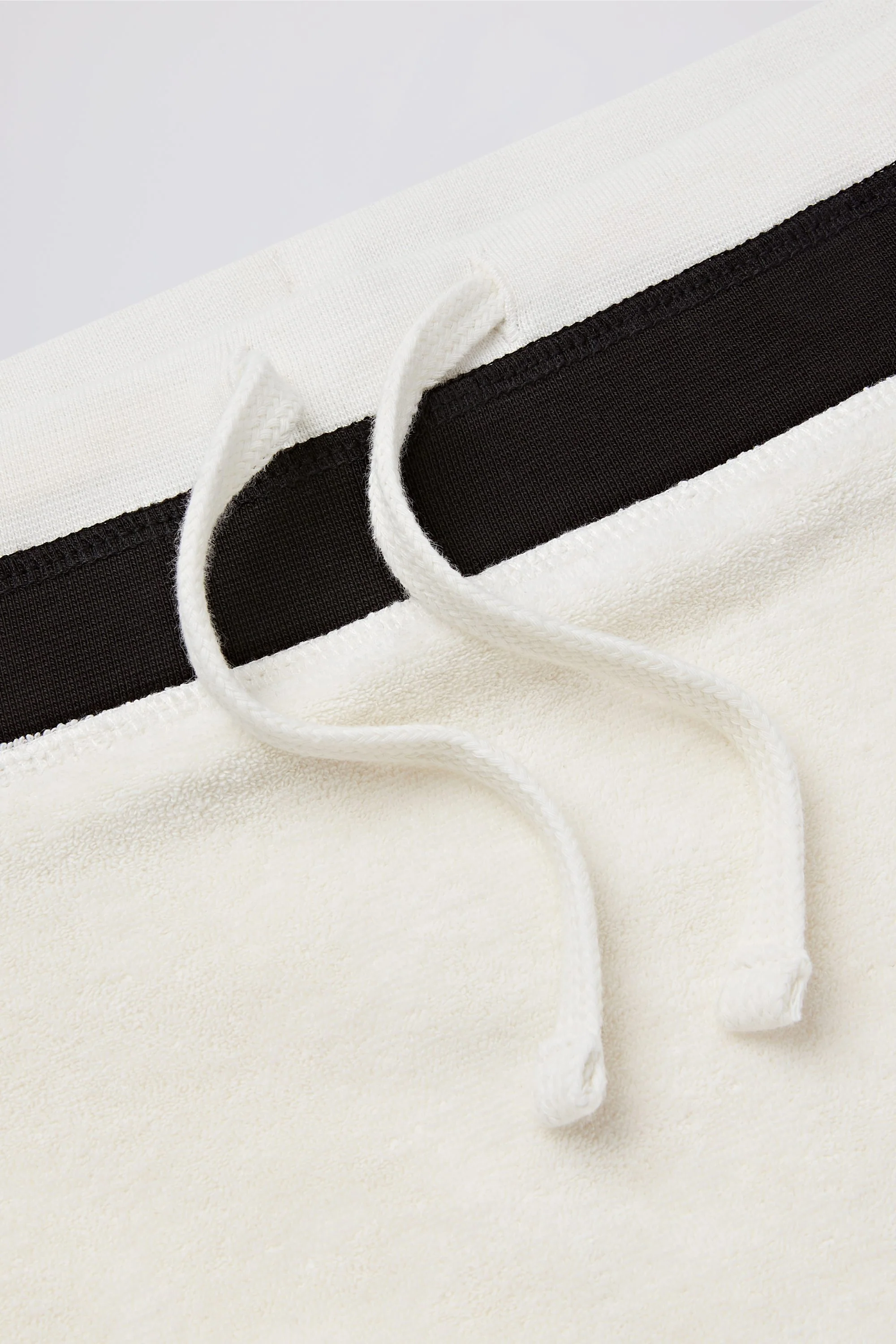 Terry Towelling Mid-Rise Skort in Ivory - Image 5