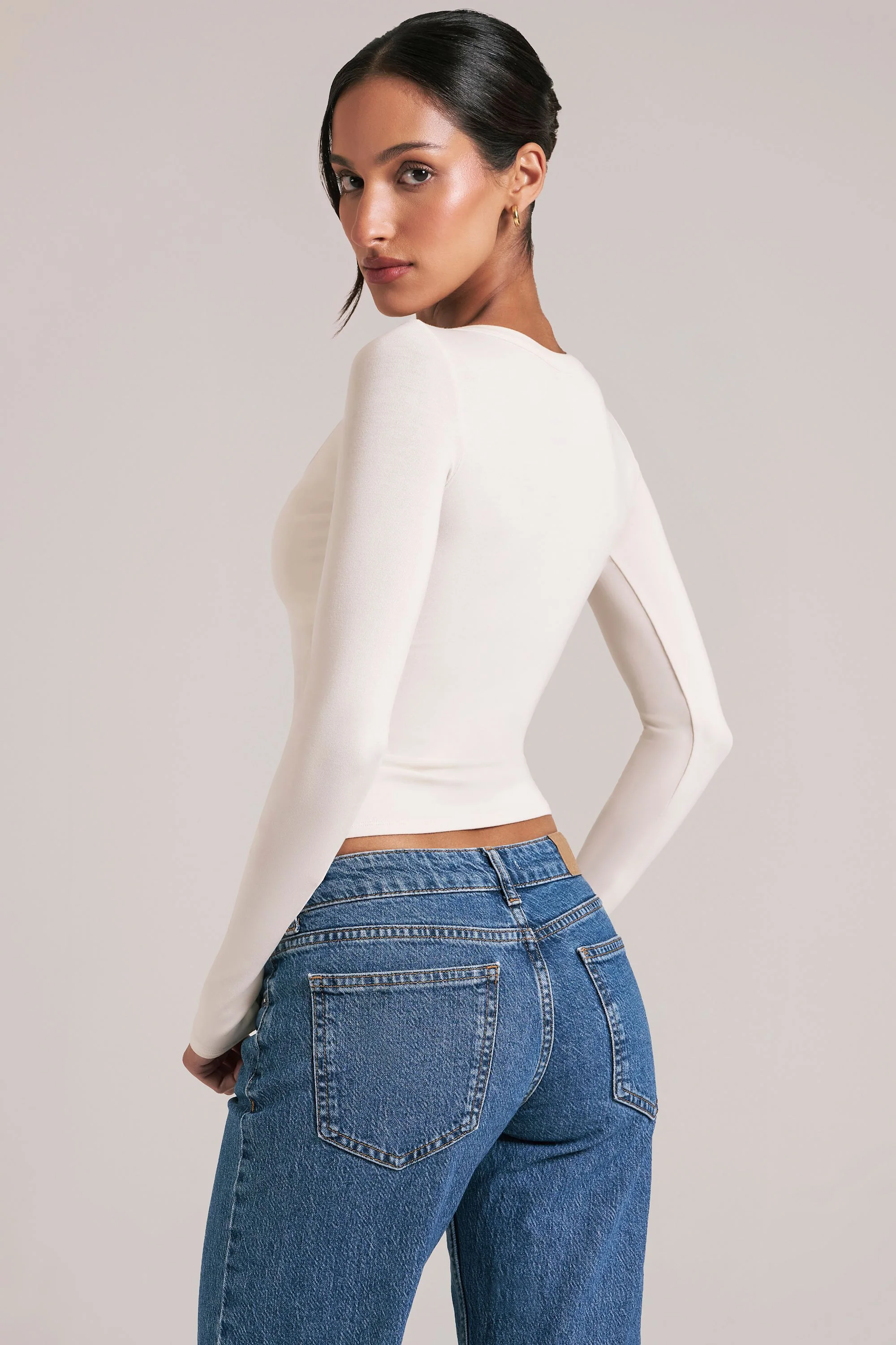 V-Neck Long-Sleeve Top in Vanilla - Image 8